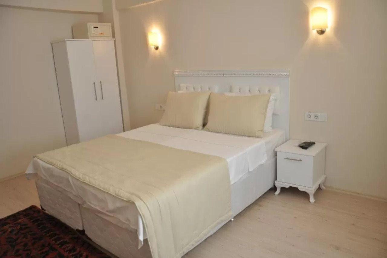 Huxley Hotel And Aparts Old City Istanbul Bagian luar foto