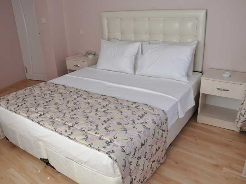 Huxley Hotel And Aparts Old City Istanbul Bagian luar foto